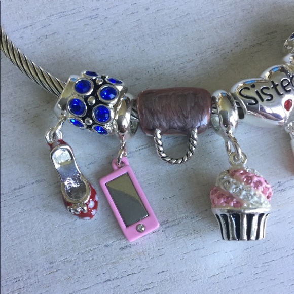 🎂Hallmark Charm Bracelet🎂 - Picture 3 of 8